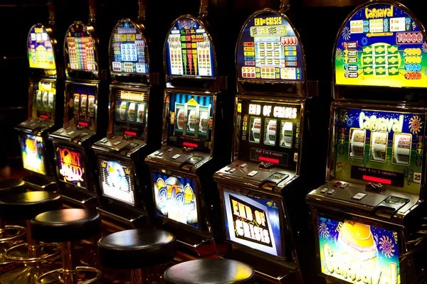 viv55 slot game interface showing Aviator multiplier display